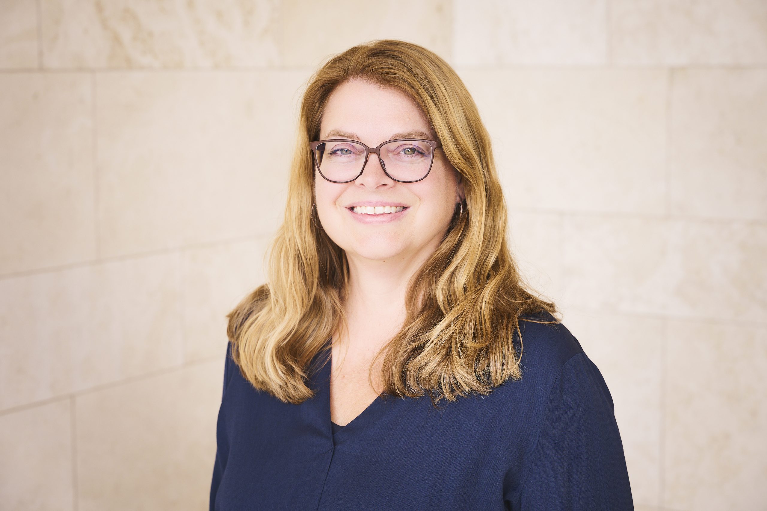 Portraitfoto von Nadine Bircher